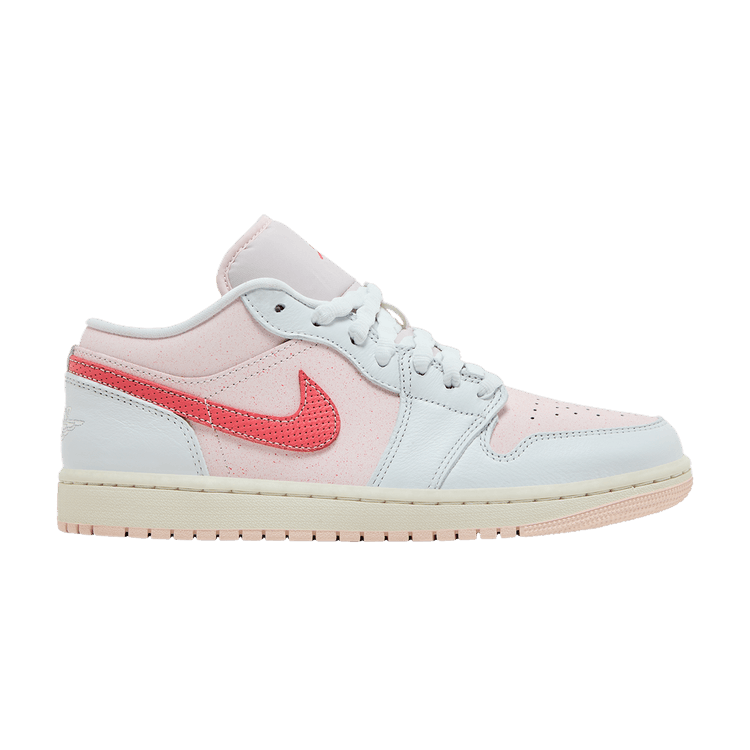 Air Jordan 1 Low SE 'Strawberry Milkshake'