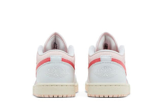 Air Jordan 1 Low SE 'Strawberry Milkshake'