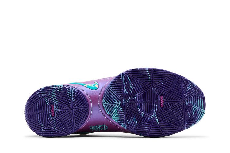 Nike LeBron 22 'Frozen Grapes'