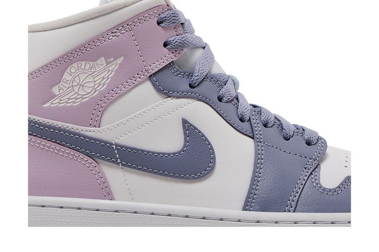 Air Jordan 1 Mid 'Indigo Haze Doll'