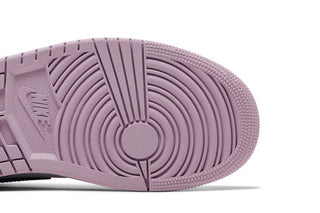Air Jordan 1 Mid 'Indigo Haze Doll'