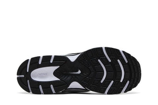 Nike V5 RNR 'Vast Grey'