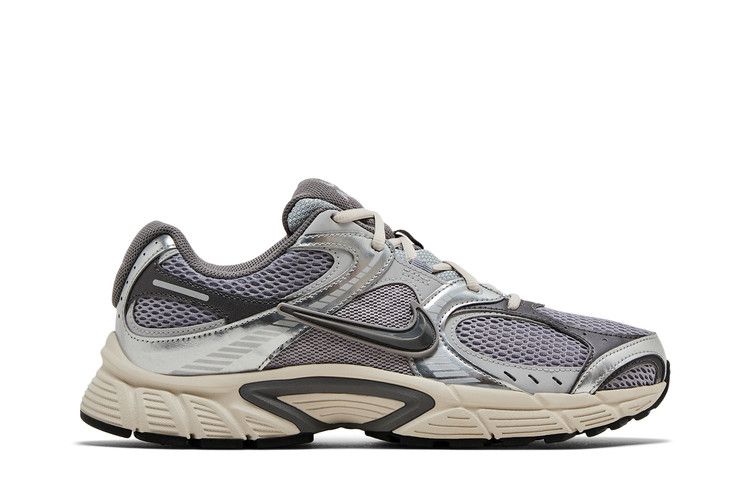 Nike V5 RNR 'Cement Grey'