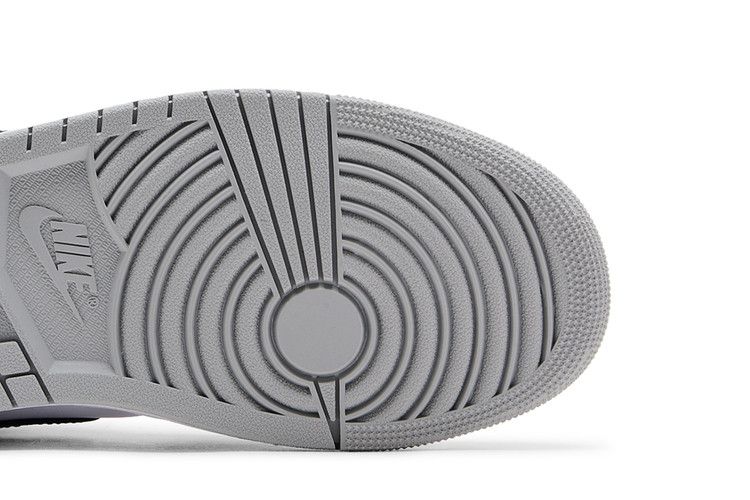 Air Jordan 1 Mid 'Barons'