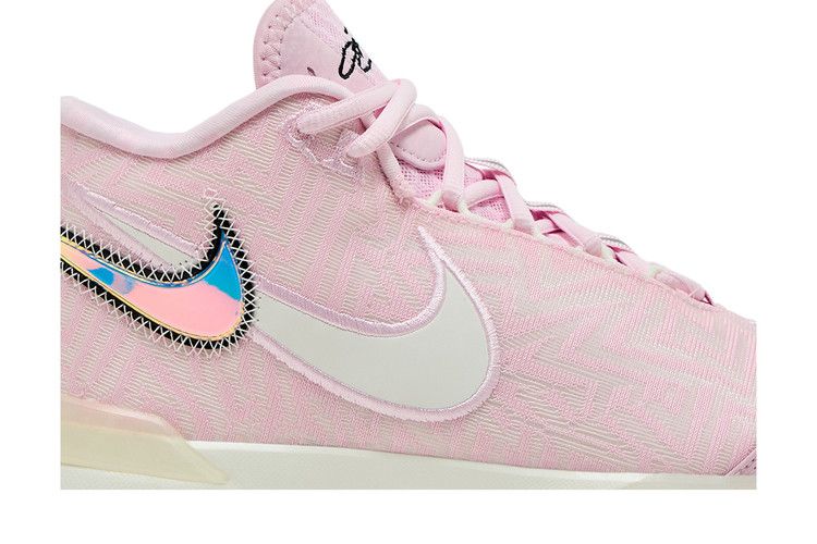Nike Zoom LeBron NXXT Genisus 'Iridescent Pink'