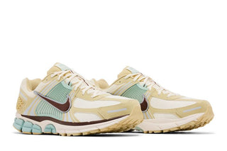 Nike Air Zoom Vomero 5 'Team Gold Seafoam'