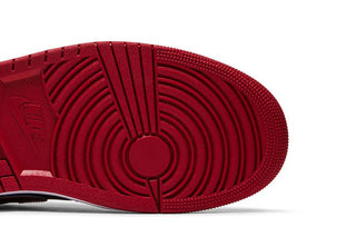 Air Jordan 1 Low 'Patent Varsity Red Black'