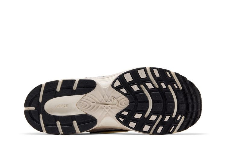 Nike V5 RNR 'Light Orewood Brown'