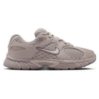 Nike V5 RNR Suede