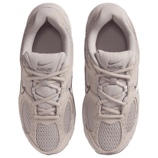 Nike V5 RNR Suede