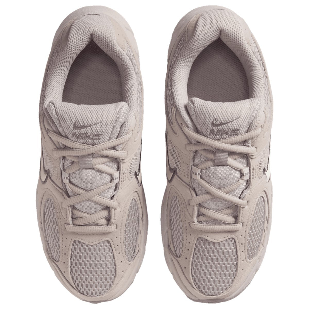 Nike V5 RNR Suede