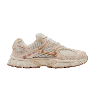 Nike V5 RNR 'Soft Pearl'