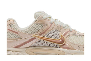Nike V5 RNR 'Soft Pearl'