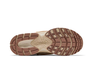 Nike V5 RNR 'Soft Pearl'