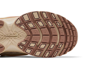 Nike V5 RNR 'Soft Pearl'