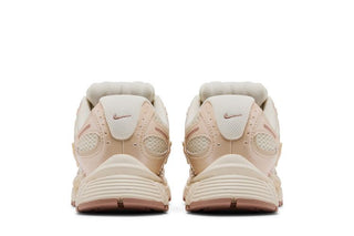 Nike V5 RNR 'Soft Pearl'