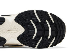 Nike V5 RNR 'Summit White Light Orewood'