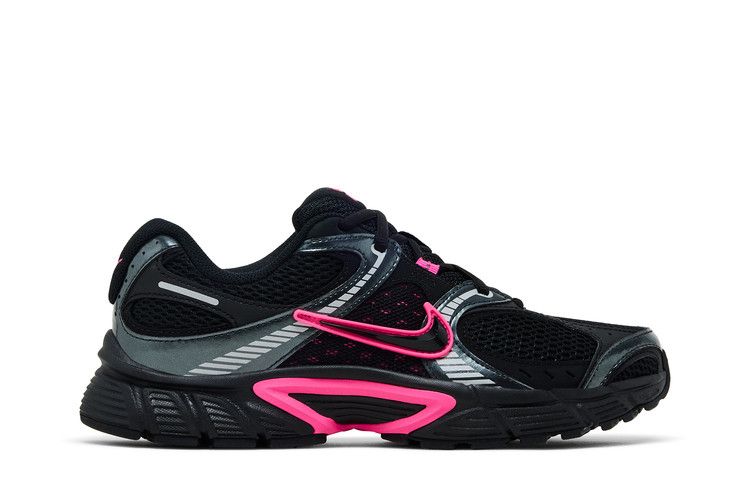 Nike V5 RNR 'Black Pink Blast'