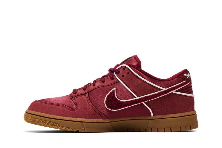 Kobe Bryant x Nike Dunk Low Protro 'Team Red'