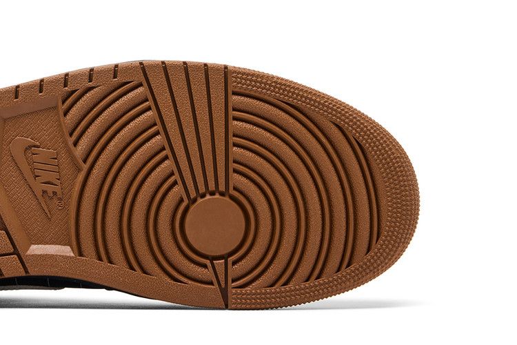 Air Jordan Low SE 'Black Light British Tan'