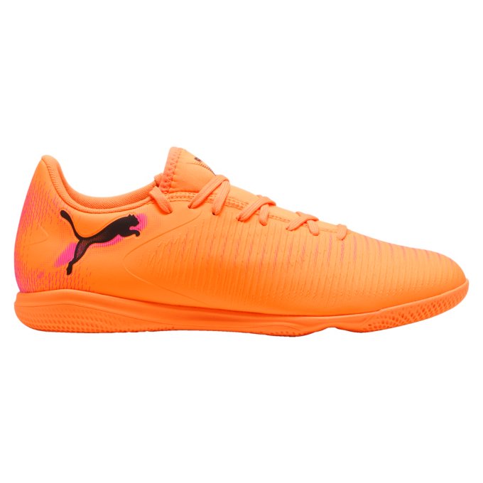 PUMA Future 8 Play Indoor Soccer Shoes