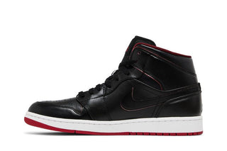 Air Jordan 1 Mid 'Black Red'