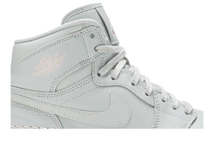 Air Jordan 1 Retro High Premium 'Mica Green'