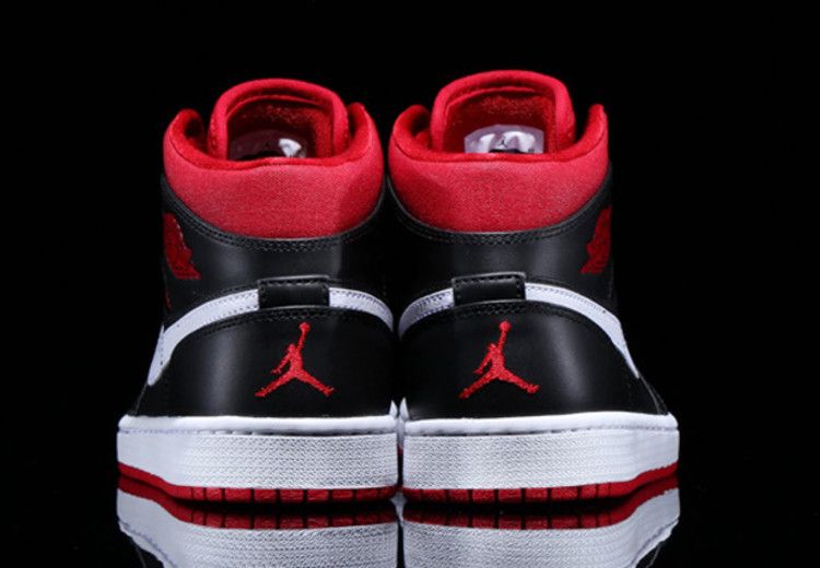 Air Jordan 1 Mid 'Black Gym Red'
