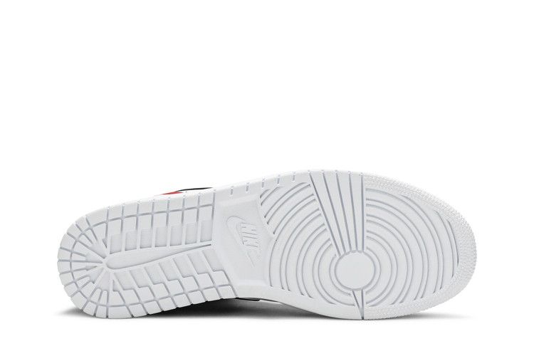 Air Jordan 1 Mid 'White Chicago'