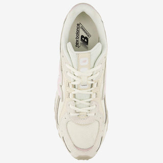 New Balance 204L
