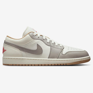 Jordan AJ 1 Low