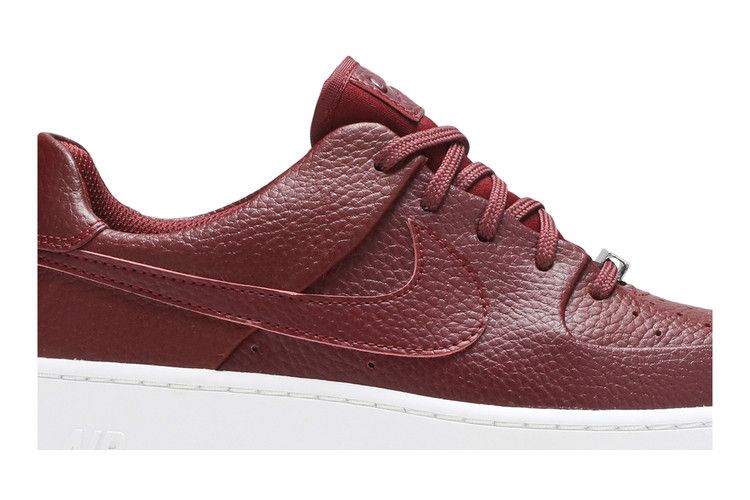 Nike Air Force 1 Sage Low 'Team Red'