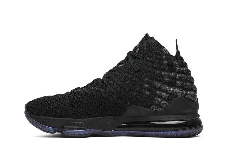 Nike LeBron 17 'Currency'