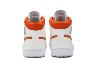 Air Jordan 1 Mid 'Starfish'