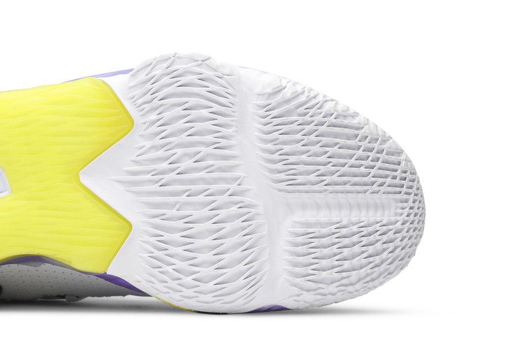 Nike LeBron 17 Low 'Lakers'
