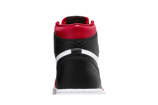 Air Jordan 1 Retro High OG 'Satin Red'