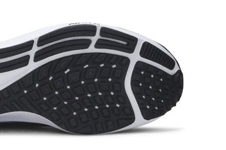 Nike Air Zoom Pegasus 37 'Black White'