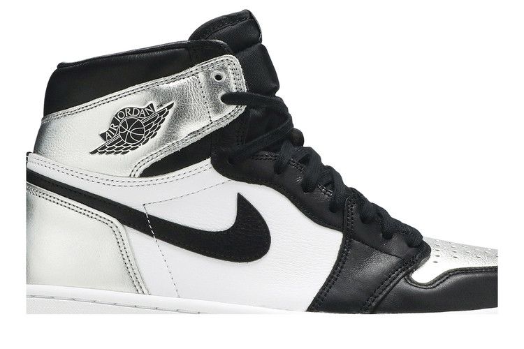 Air Jordan 1 Retro High OG 'Silver Toe'