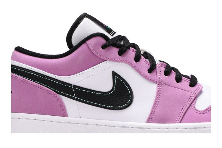 Air Jordan 1 Low SE 'Violet Shock'