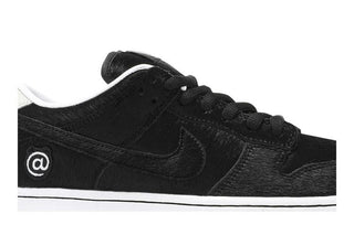 Medicom Toy x Nike Dunk Low SB 'BE@RBRICK'