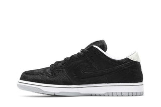 Medicom Toy x Nike Dunk Low SB 'BE@RBRICK'