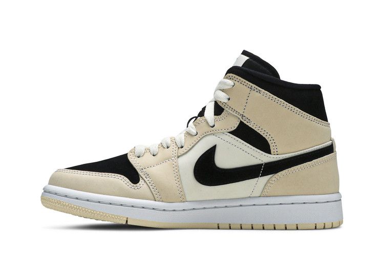 Air Jordan 1 Mid 'Barely Orange'