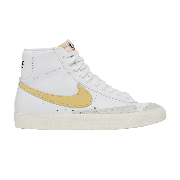 Nike Blazer '77 Vintage Mid 'Hyper Crimson'