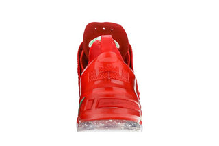 Nike LeBron 18 'X-Mas In LA'