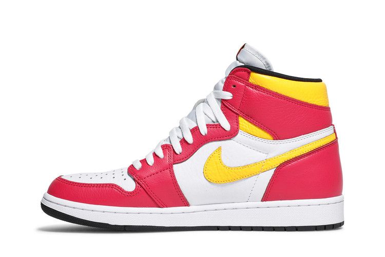Air Jordan 1 Retro High OG 'Light Fusion Red'