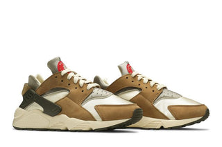 Stussy x Nike Air Huarache LE 'Desert Oak' 2021