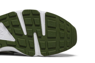 Stussy x Nike Air Huarache LE 'Dark Olive' 2021
