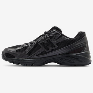 New Balance 740
