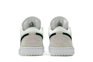 Air Jordan 1 Low SE 'Barely Green'