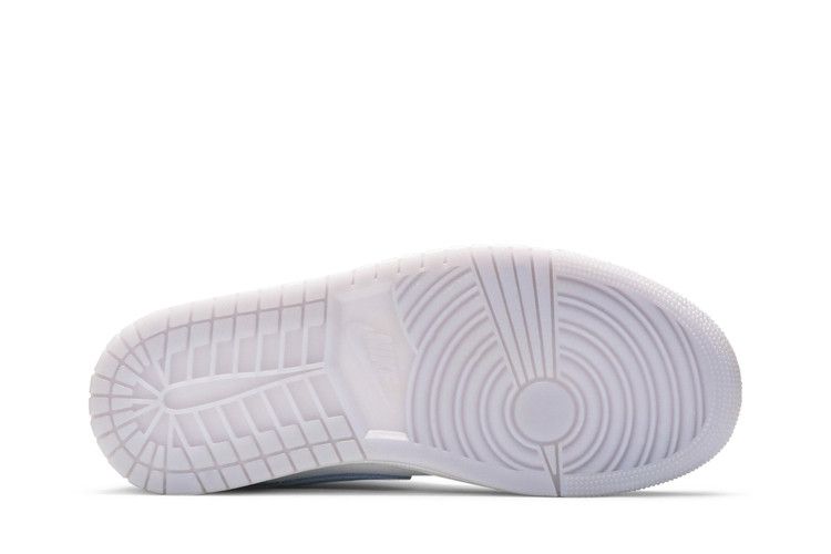 Air Jordan 1 Mid 'Wolf Grey Aluminum'